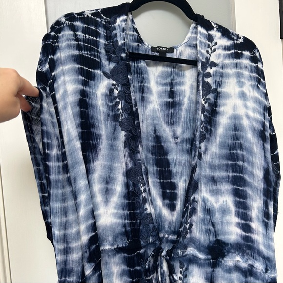 Torrid Blue Gauze Cover Up, 1X/2X Plus - Picture 3 of 15